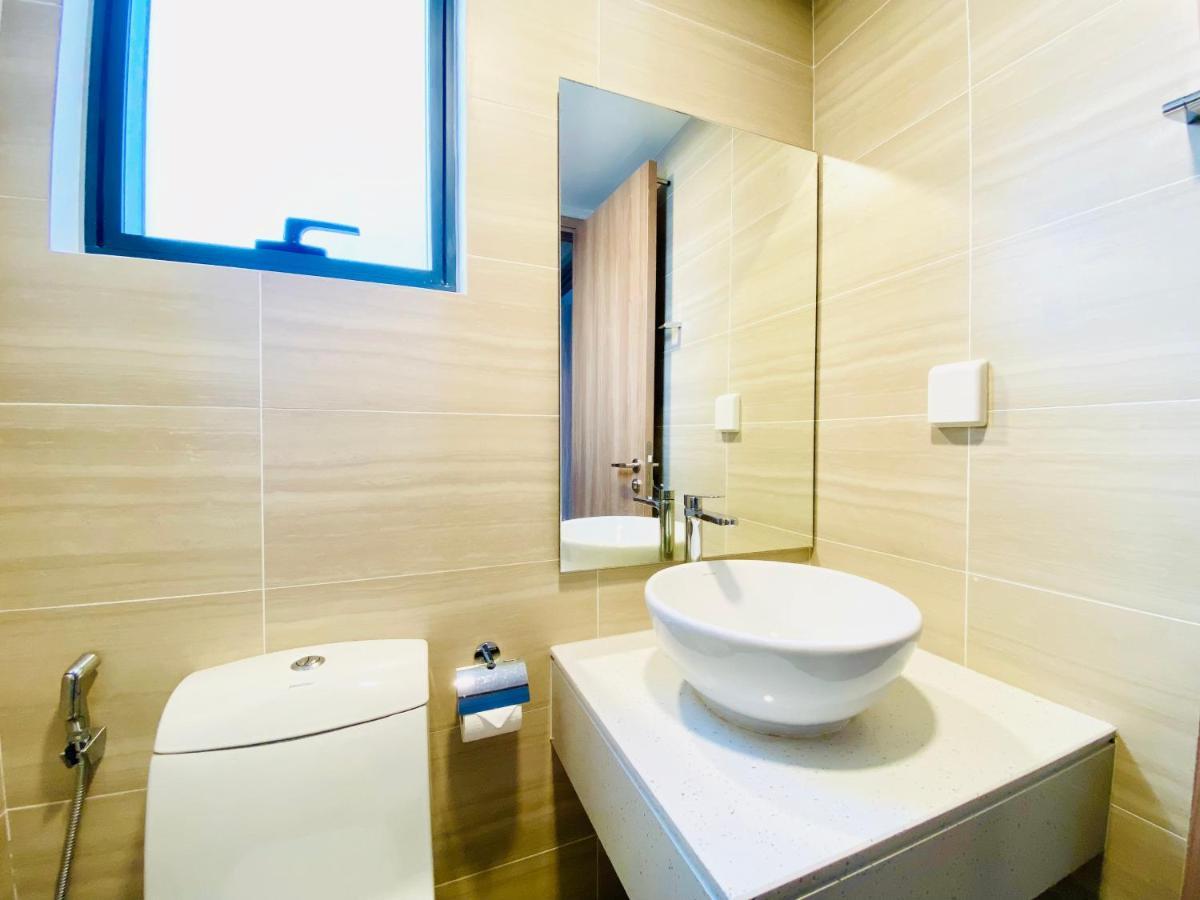 Yu Stay Apartment In Soho D1 Near Bui Vien Walking Street Хошимин Экстерьер фото
